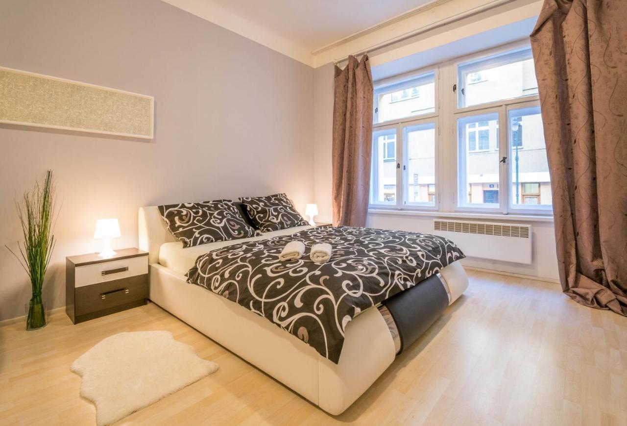 Chest Design Apartments Prag Exterior foto