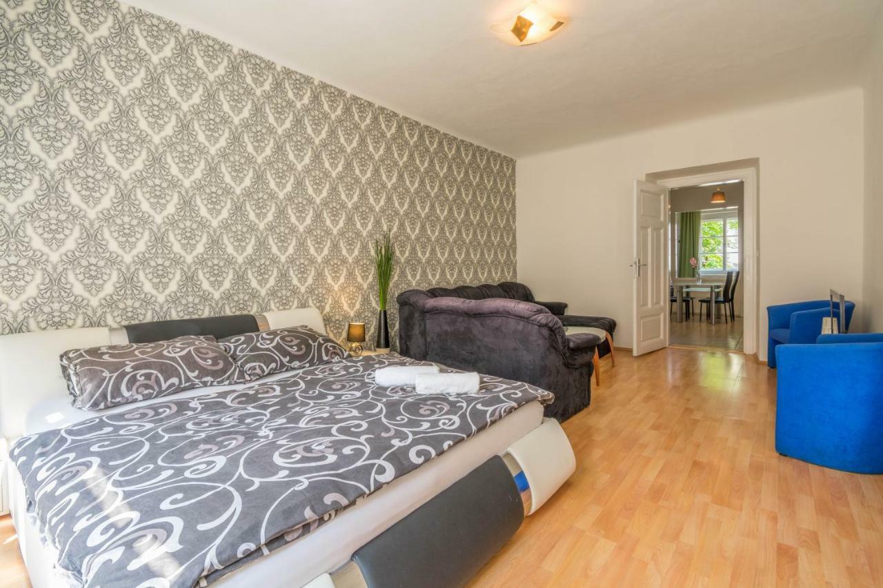 Chest Design Apartments Prag Exterior foto