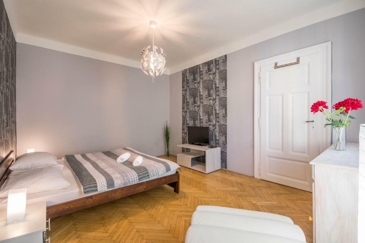 Chest Design Apartments Prag Exterior foto